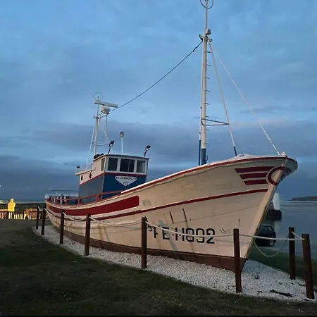 Centro De Con Piscina 아파트