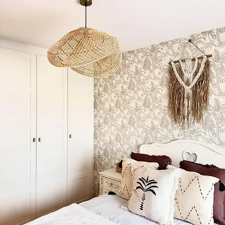 Centro De Con Piscina