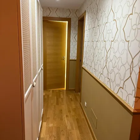 Centro De Con Piscina 아파트 *