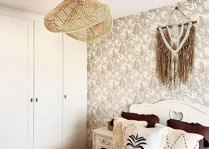 Centro De Con Piscina